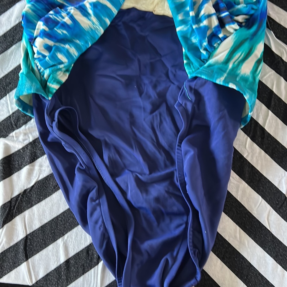 INC International Concepts size 10 one piece tankini - Picture 3 of 8